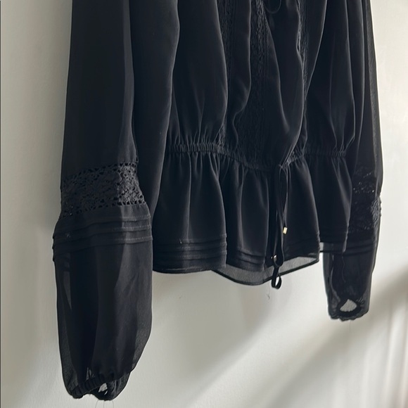 ✨Host pick✨Ever New Black Blouse with Chic Design excellent condition - Picture 7 of 7